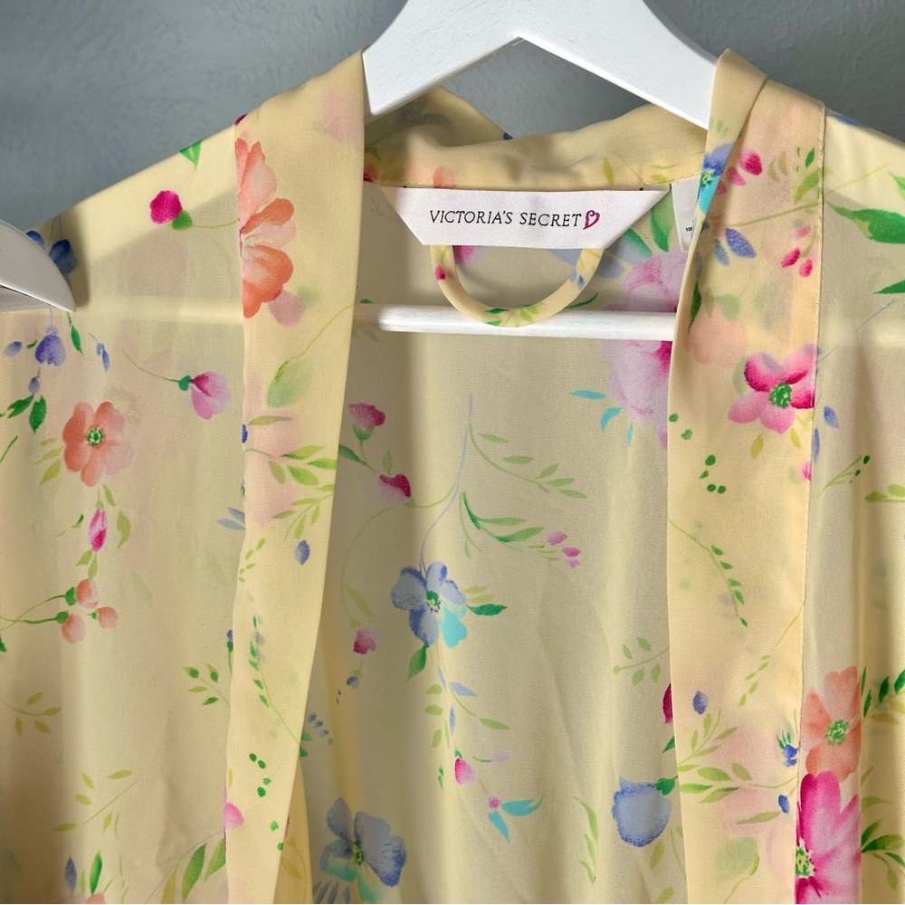 ✖️sold✖️Vintage Victoria’s Secret Floral Slip Dress and Robe - Picture 8 of 11